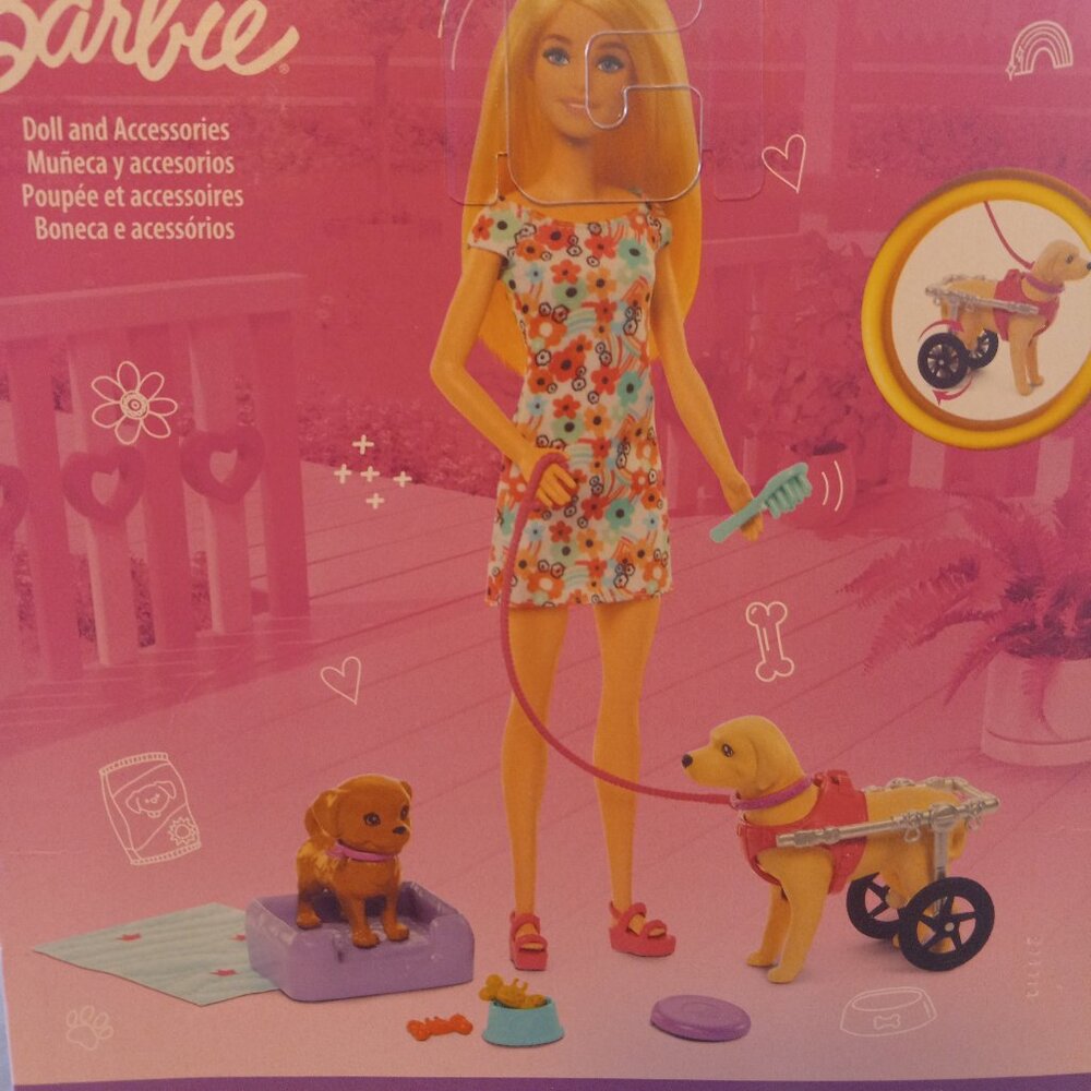 NWT Barbie as Dog Sitter with two Dogs - Picture 2 of 2